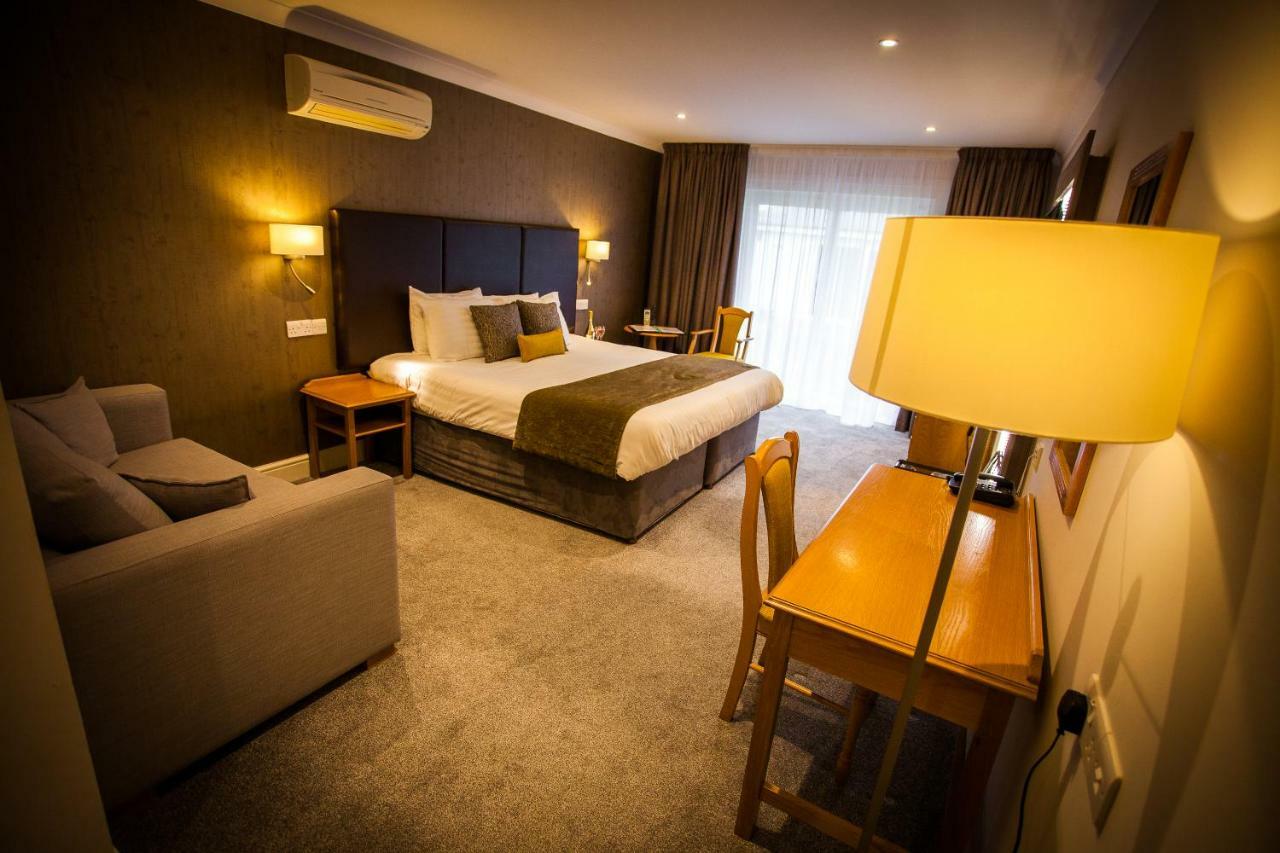 Heywood Spa Hotel Tenby Exterior photo